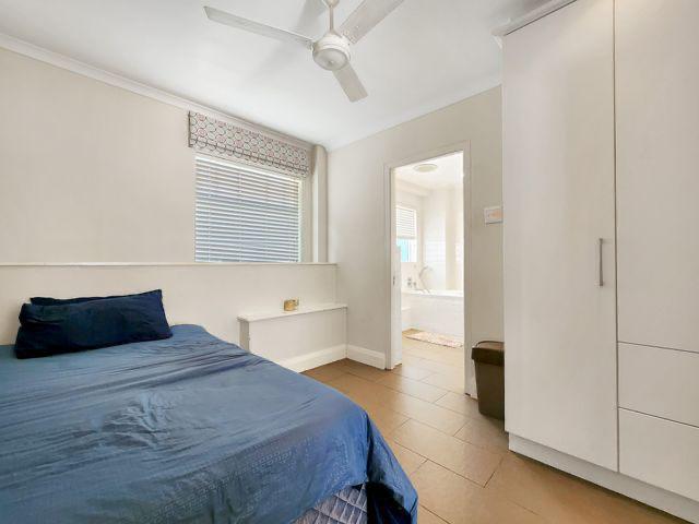 To Let 2 Bedroom Property for Rent in Sea Point Western Cape